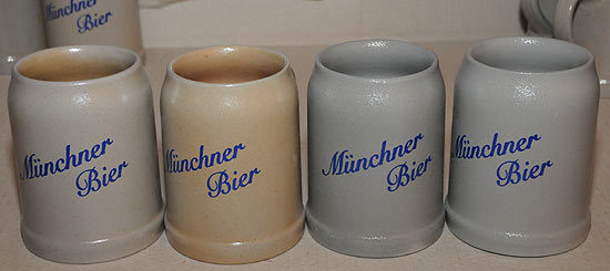 Wiesn Bier 2010 (©Foto: Ingrid Grossmann)